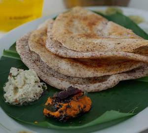 Kelvaragu masala dosai