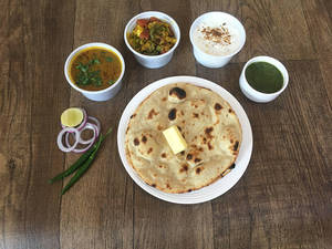 Tandoori Roti Butter Thali