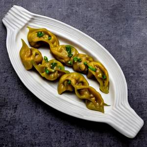 Steamed Chicken Cheesy Jalapeno Momos