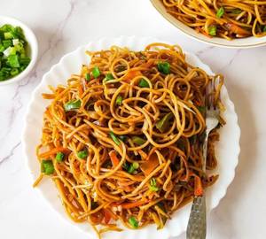 Veg Chowmein 150