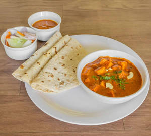 Khoya Paneer (half) + 3 Butter Tawa Roti