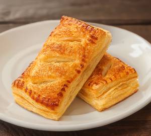 Banana puff