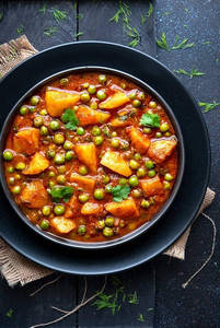 Aloo Matar Gravy