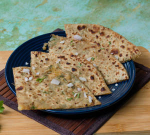 Aloo Pyaz Parantha
