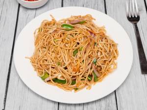 Veg Hakka Noodels