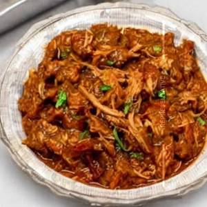 Shredded Chicken in Schezwan Sauce