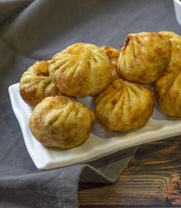 Paneer Fried Momos [4 Pcs]