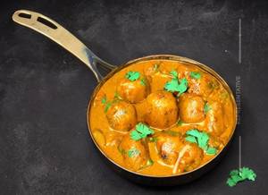 Dum aloo kashmiri