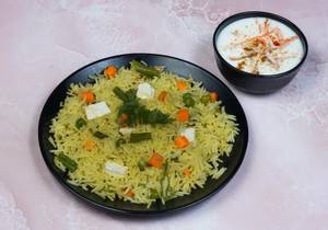 Veg Pulao With Raita And Salad