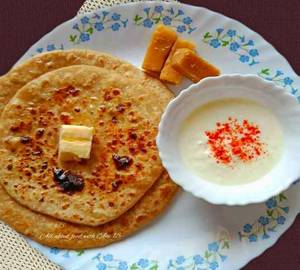 2 aloo paratha with butter+curd