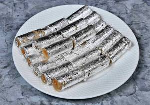 Kaju Roll
