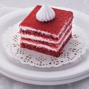 Red Velvet Pastry [2 Pieces]                                                     