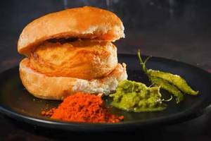 Mumbai vada pav