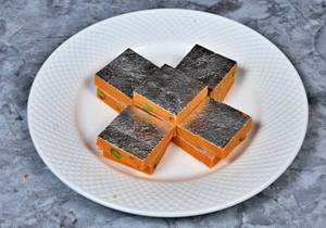 Kaju Kesar Katli