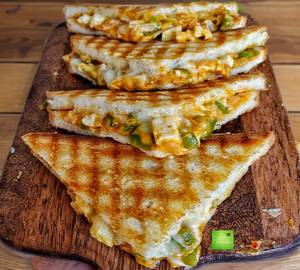 Paneer grilled sandwich