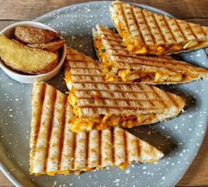 Paneer cheese grilled sandwich