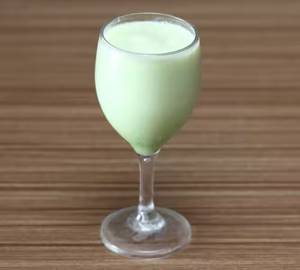 Fresh kiwi [seasonal] [american thickshakes]