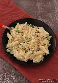 Veg Pasta In White Sauce penne