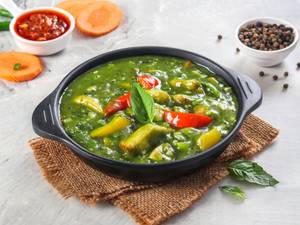 Paneer In Chilly Basil Sauce