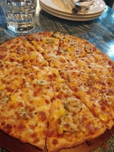 Cheesy Corn Pizza [8 Inches]