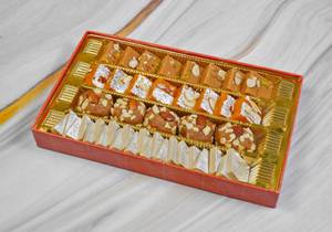 Sweet Box 2593 [850 G]