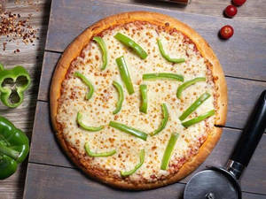 Chicago Capsicum Pizza