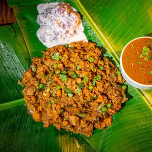 Veg Kothu Parotta [Serves 1]..