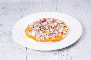 Onion pizza