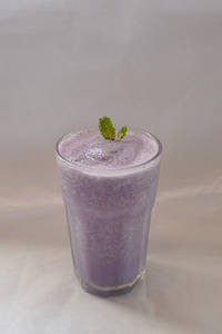 Fresh Fruit Blueberry Smoothie