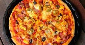 12" Large Schezwan Paneer Pizza