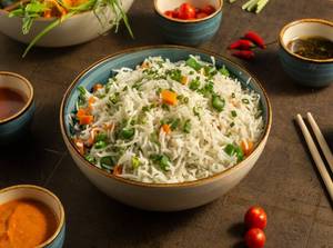 Veg Fried Rice (500Ml)