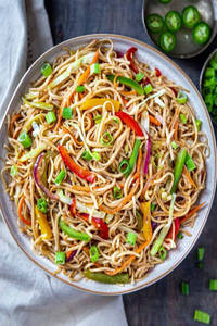 Veg Hakka Noodles