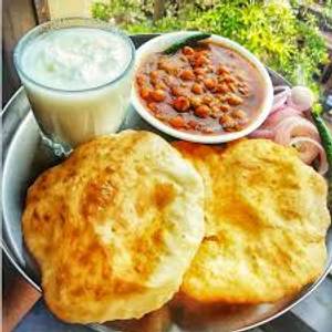 Puri chole with lassi