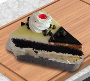 White & Dark Pastry