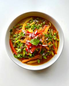 Veg Thukpa