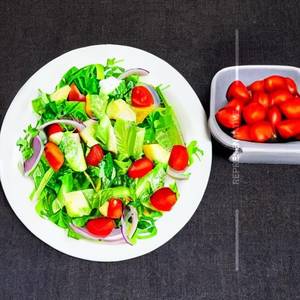 Plain green salad