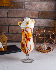 Premium Crunchy Butter Scotch Shake