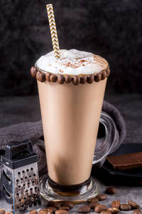 Natural Chocochips Thick Shake