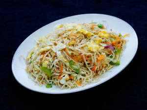 Schezwan Egg Noodles