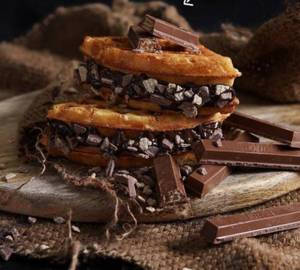 Kitkat waffle