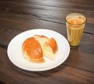 Gulabji special chai and bun maska