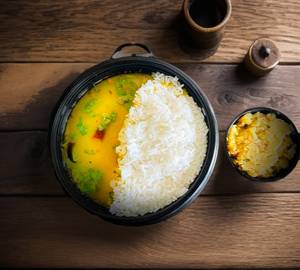 Dal Bhaat Chokha