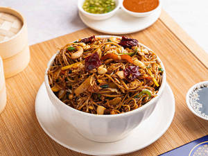 Chicken Hong Kong Noodles