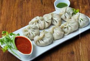 Chicken momos