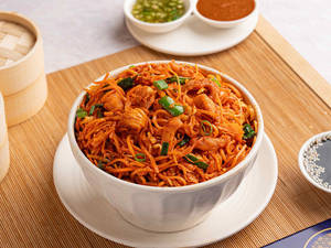 Chicken Schezwan Hakka Noodles