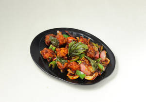 Chilli Basil Chicken Dry