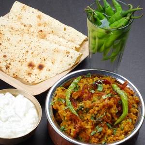 Dal Masala Khichdi - Full