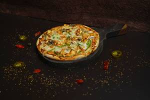 Chilli Paneer Pizza  [Regular]