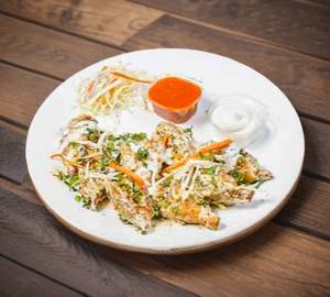 Classic Paneer Tandoori Momos [8 Pcs]