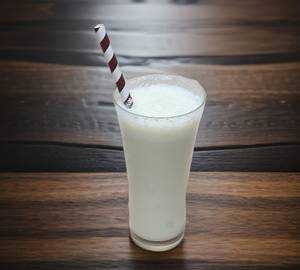 Vanilla milkshake